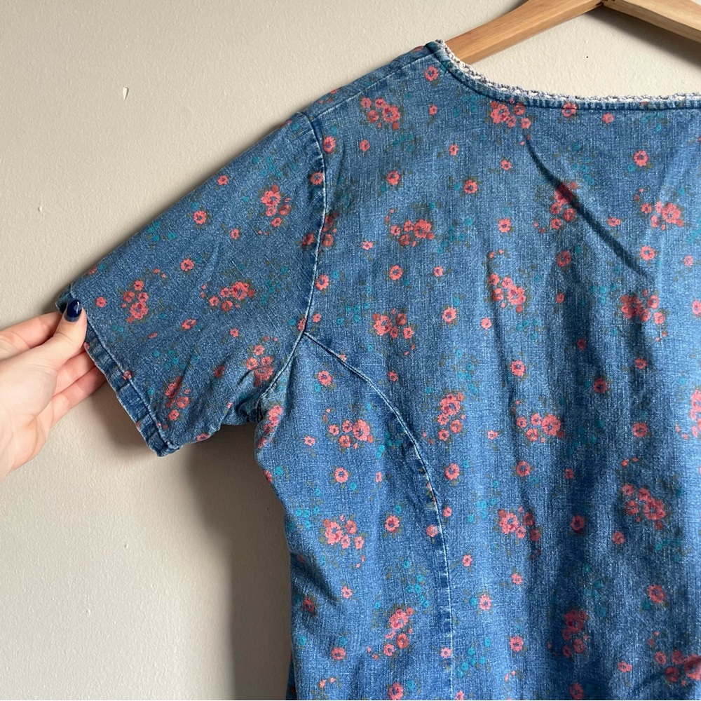 Denim floral crop button down - Picture 6 of 8